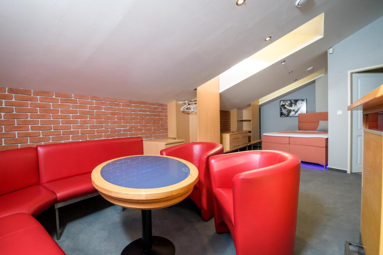 A Perfect Option For People Who Want To Enjoy Their Stay In Koszyce Zewnętrze zdjęcie